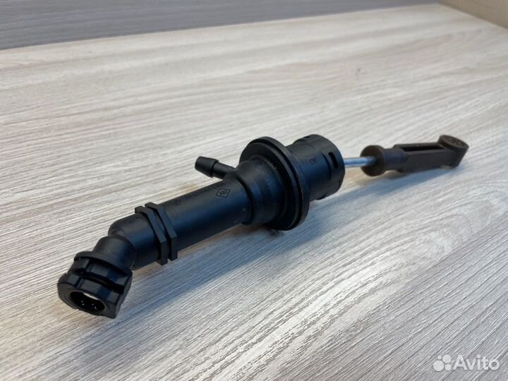 Главный цилиндр сцепления LADA X-Ray