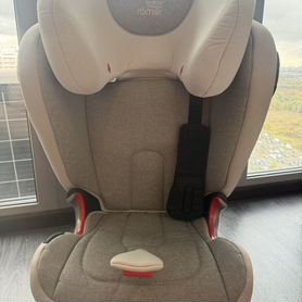 Автомобильное кресло britax romer 15 36кг