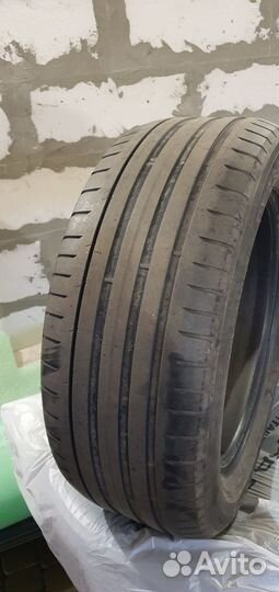 Nokian Tyres V 245/55 R19
