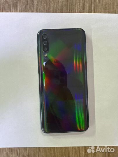 Samsung Galaxy A50, 4/64 ГБ