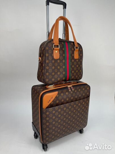 Чемодан на колесах