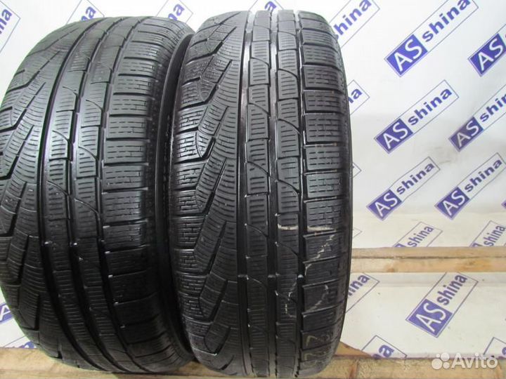 Pirelli Winter 210 SnowControl Serie II 225/45 R18 99G