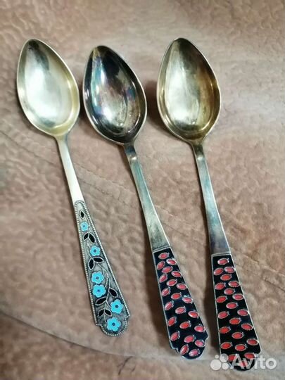 Серебряная чайная ложка