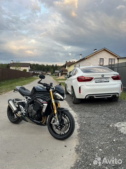 Triumph speed triple 1200RS