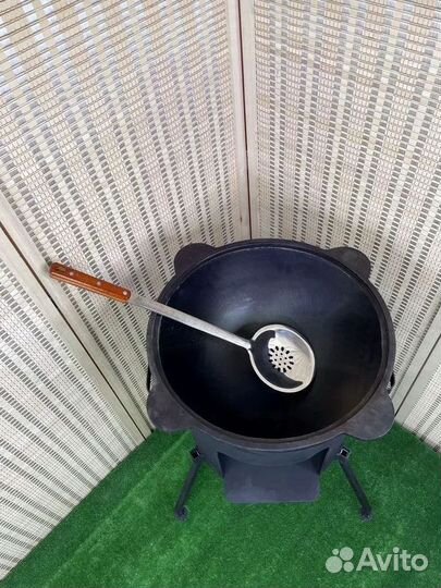 Казан чугунный 12 литров с печкой