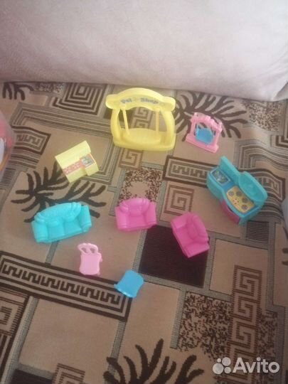 Игрушечная мебель