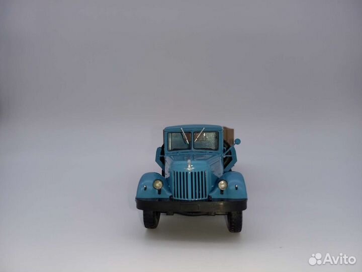 Маз200в с прицепом маз-5215 голубой, коричневый