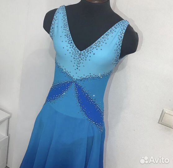 Костюм для фигурного катания