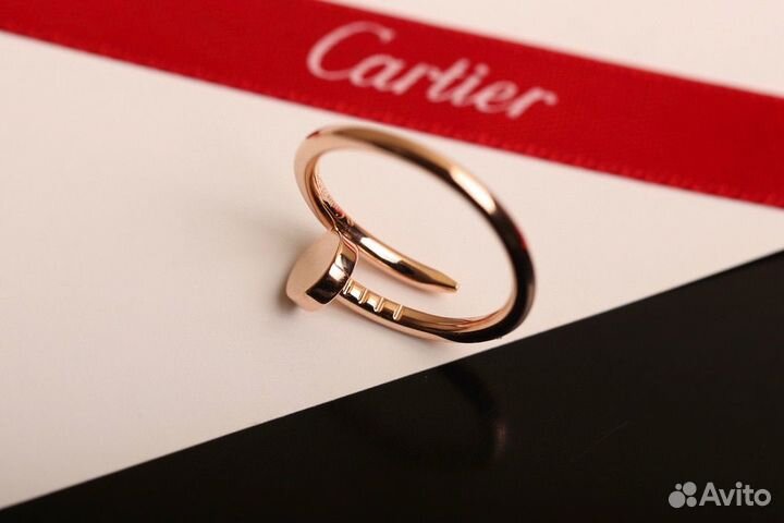 Кольцо Cartier Juste un Clou