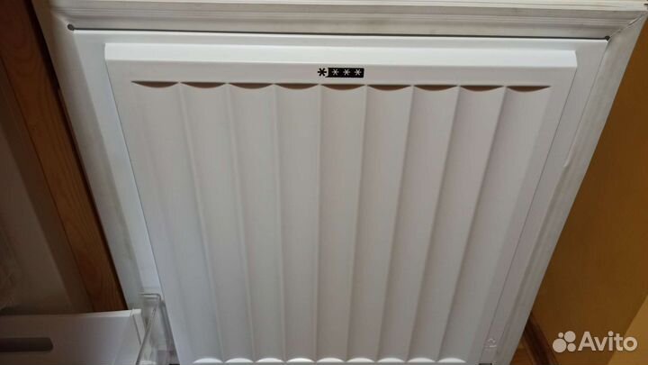 Встраиваемый морозильная камера Hansa UZ130.3