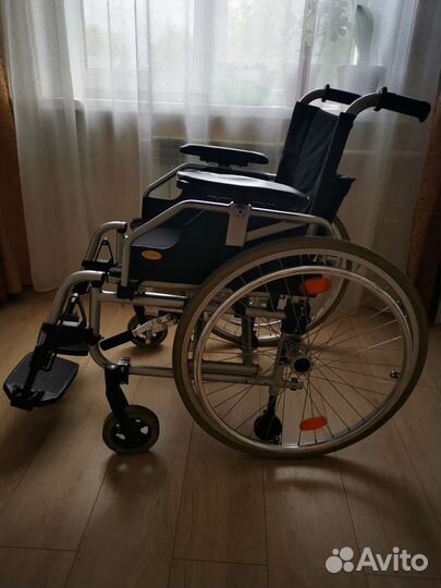 Коляска инвалидная