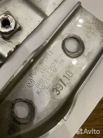 Петли капота Volkswagen Polo