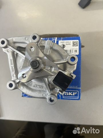 Помпа водяная Citroen C4 1.6 Skf vkpc83812