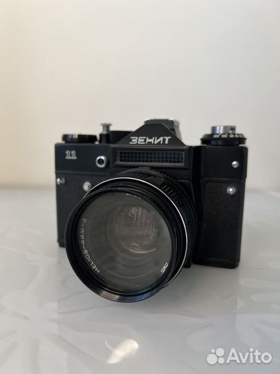 Плёночный фотоаппарат Zenit 11