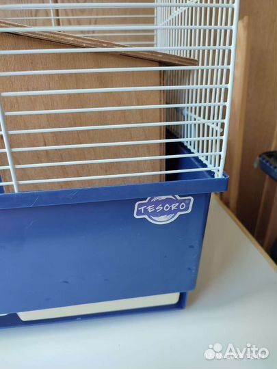 Большая клетка для птиц