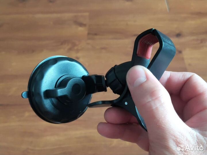 Держатель для телефона в машину