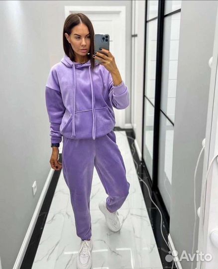 Спортивный костюм женский новый
