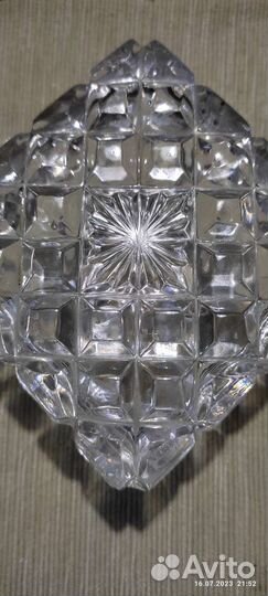 Пудреница хрустальная