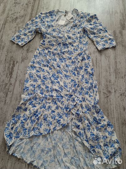 Платье stradivarius L