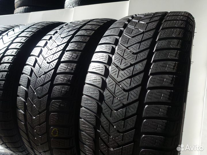 Pirelli Winter Sottozero 3 215/65 R16