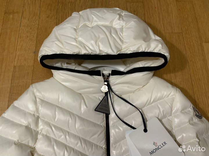 Куртка пуховик Moncler 7-8 лет рост 122-128 см