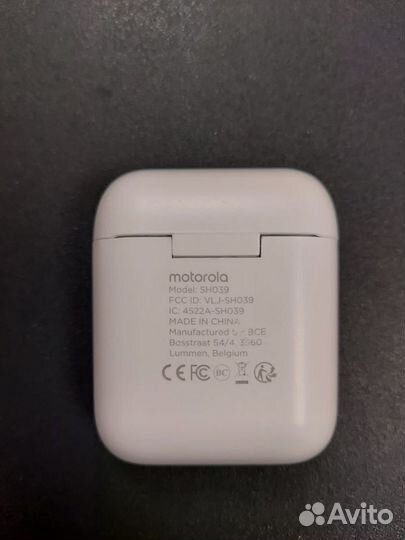 Беспроводные наушники motorola