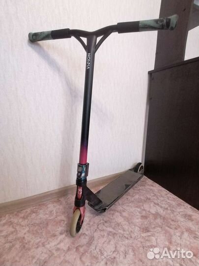 Самокат трюковой