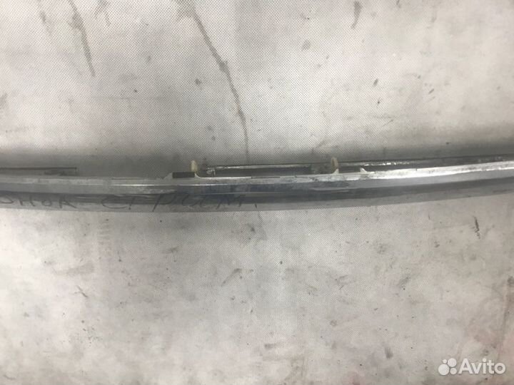 Накладка на дверь багажника Honda Stream RN1