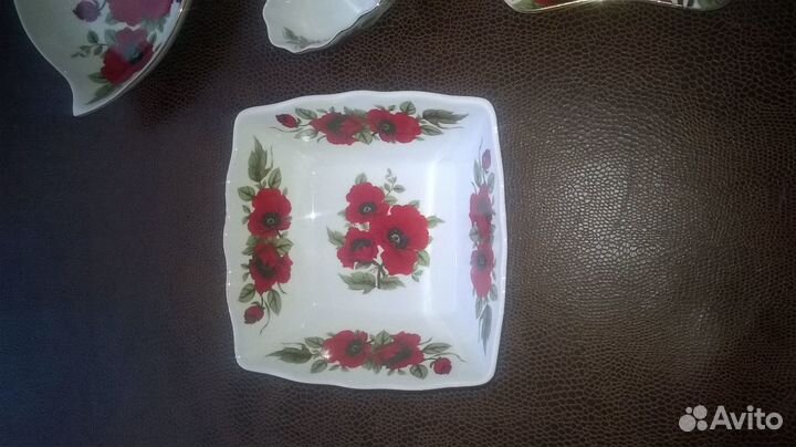 Набор посуды. фарфор