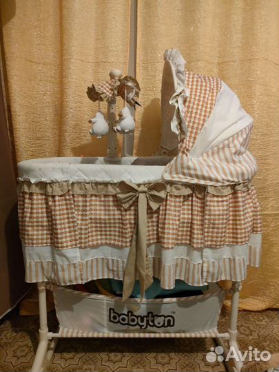 Детская кроватка люлька