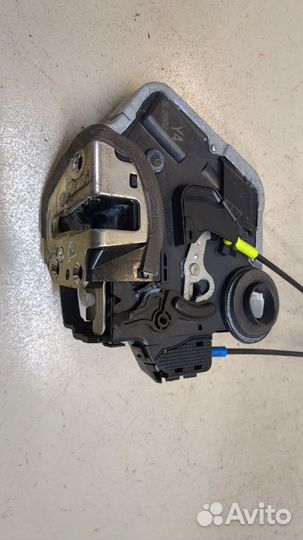 Замок двери Toyota Avensis 2, 2006