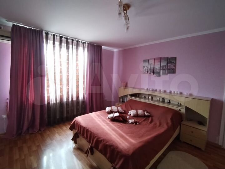 3-к. квартира, 117 м², 3/3 эт.
