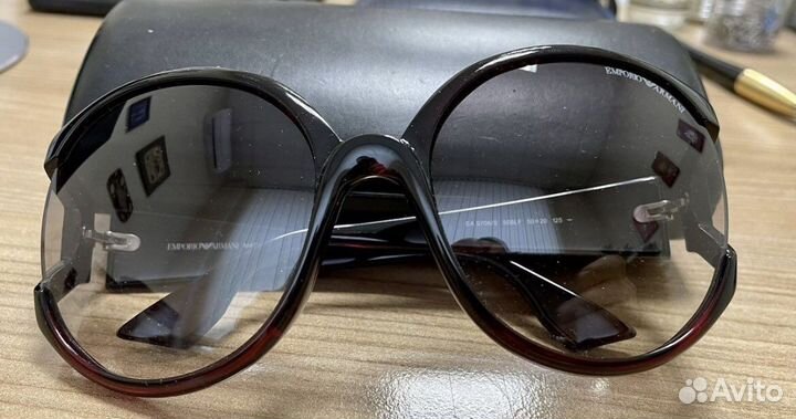 Солнцезащитные очки Emporio Armani