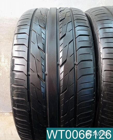 Toyo Extensa HP 255/35 R20 95T
