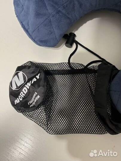 Надувная подушка для путешествий