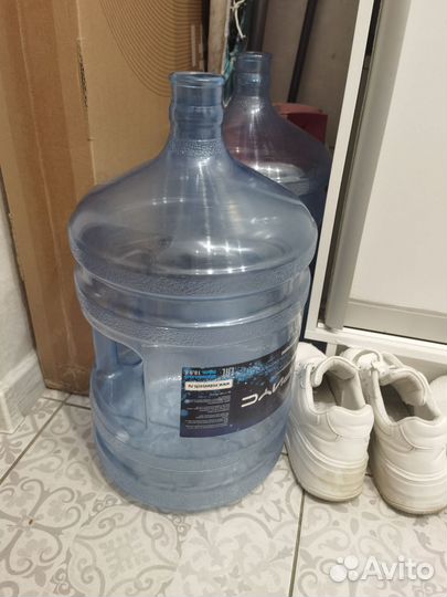 Бутыли 19 литров 3шт с электро помпой