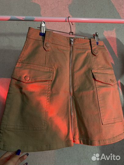 Mini-юбка на молнии GloriaJeans