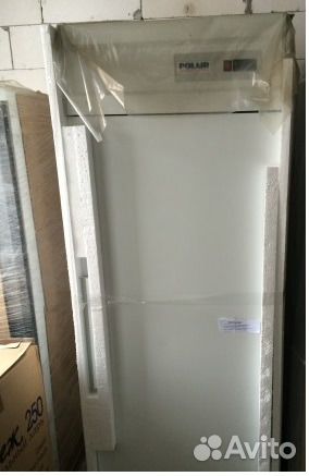 Холодильный шкаф