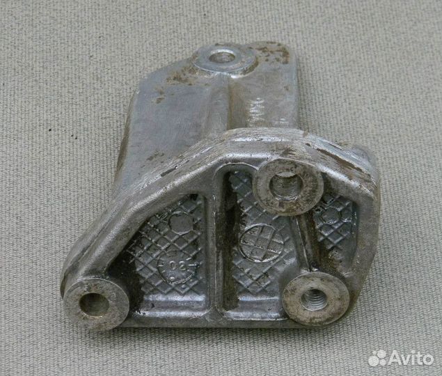 Кронштейн гур Citroen Berlingo