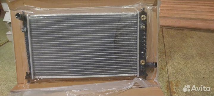 Радиатор охлаждения Saab 9-5 2.0T 1997-2009
