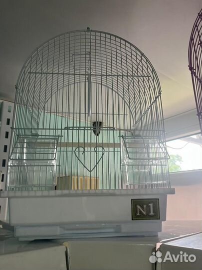 Клетки для попугаев новые