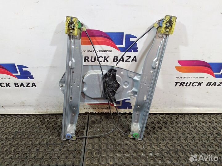 Стеклоподъемник левый Renault T