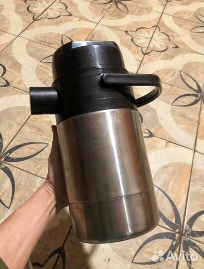 Термос новый