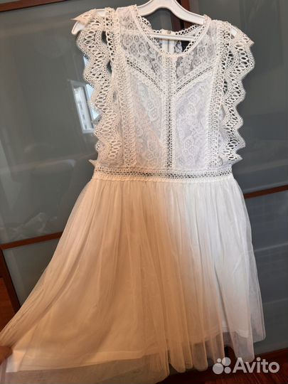 Кружевное платье