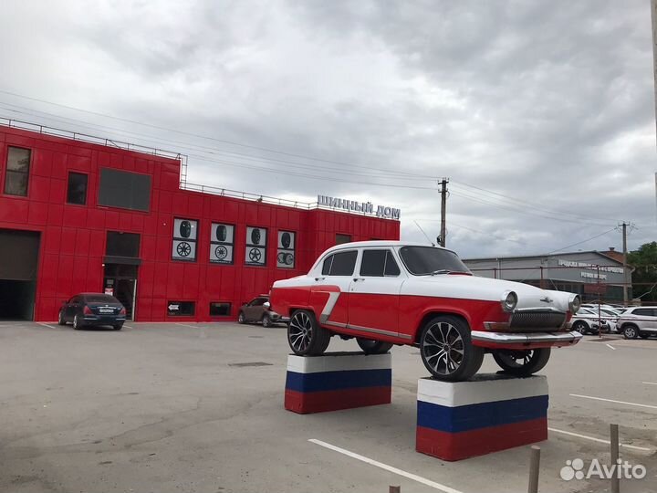 Delmax PerformPro 215/45 R17