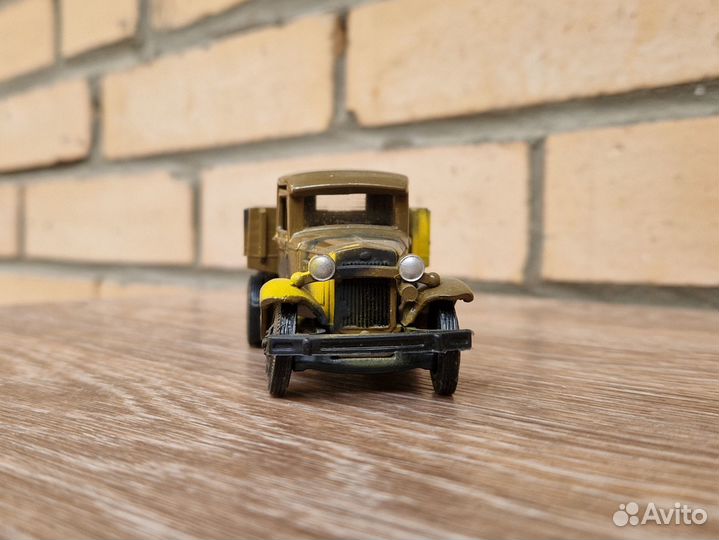 Газ-ааа ломо-авм (завод Двигатель) 1:43