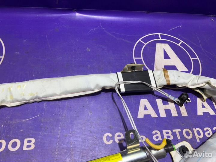 Шторка безопасности правая Kia Rio 2 JB G4EE 2011