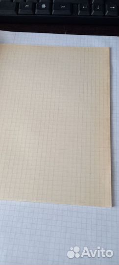 Тетради в клетку - 18 листов