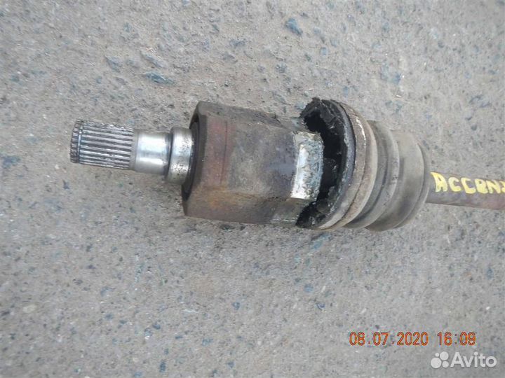 Полуось передняя левая Hyundai Accent II (+тагаз)