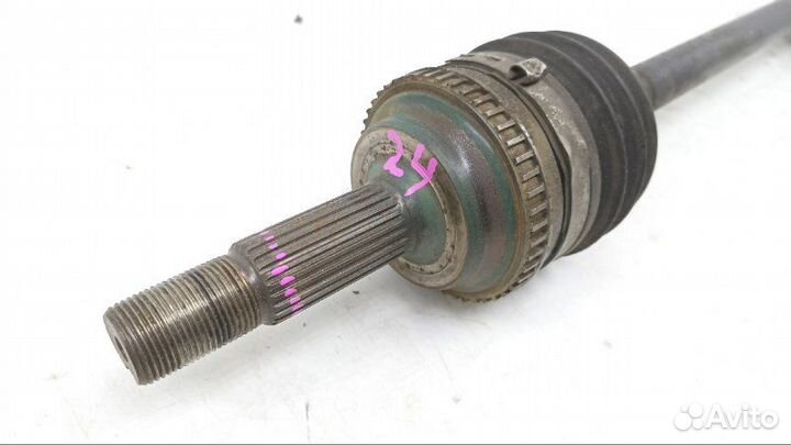 Привод передний правый Toyota Vitz SCP10 1SZ 2001